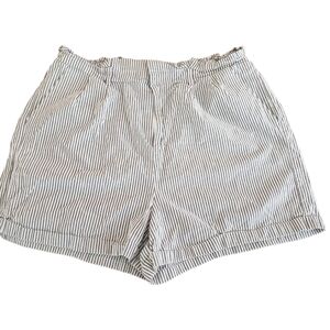 Striped Elastic Waist shorts